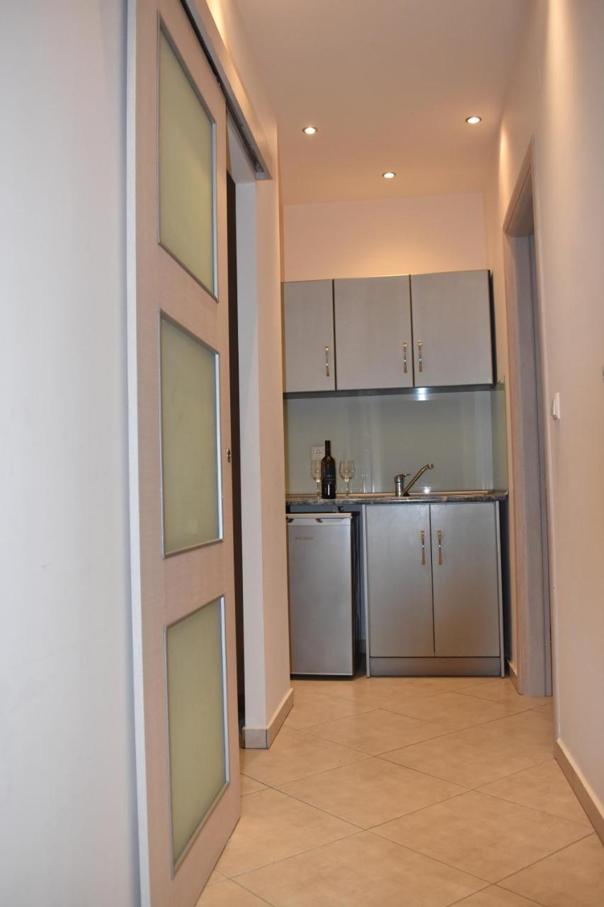 Marinis Boutique Rooms Nea Iraklitsa Zewnętrze zdjęcie