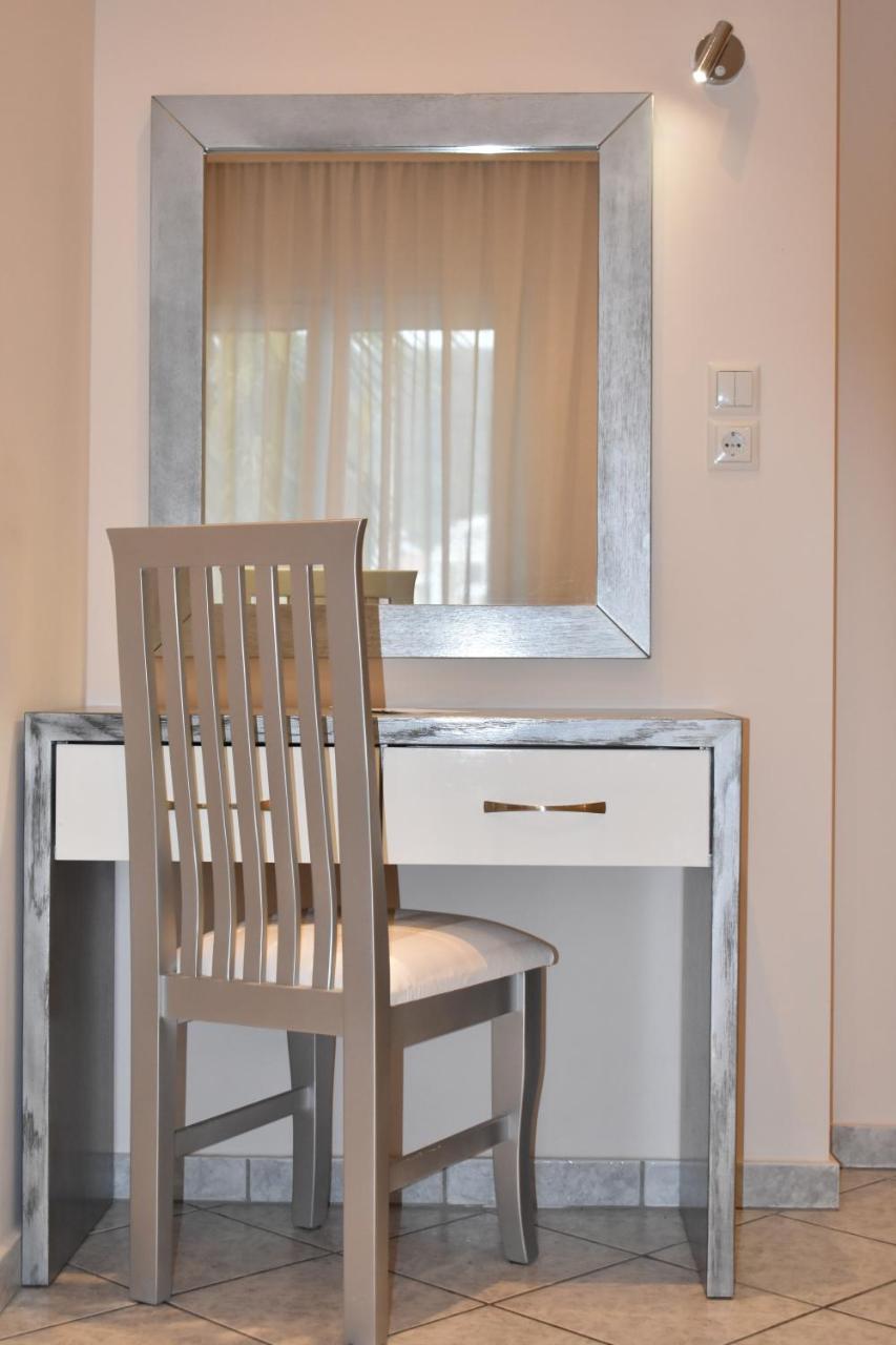 Marinis Boutique Rooms Nea Iraklitsa Zewnętrze zdjęcie