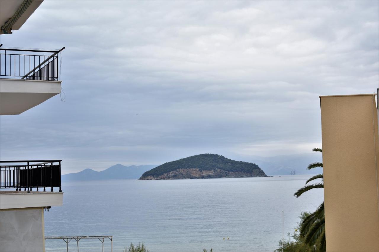 Marinis Boutique Rooms Nea Iraklitsa Zewnętrze zdjęcie