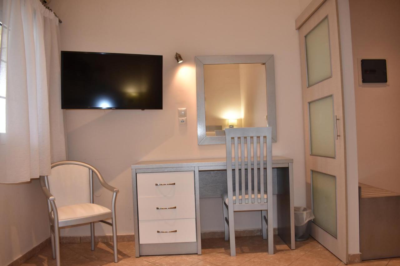 Marinis Boutique Rooms Nea Iraklitsa Zewnętrze zdjęcie